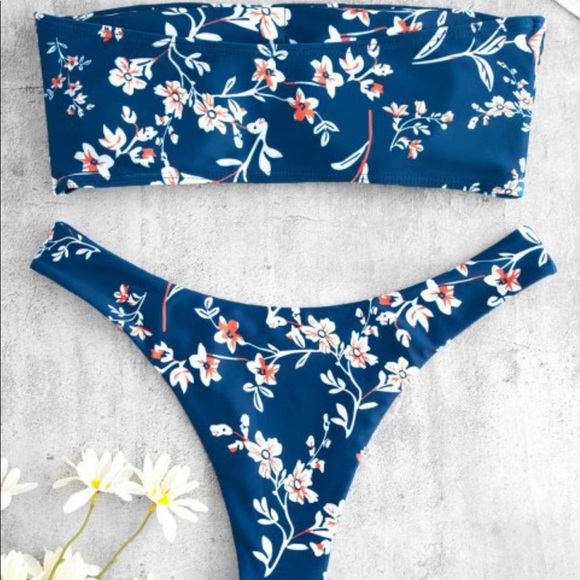Zaful Other - Floral print bandeau bikini